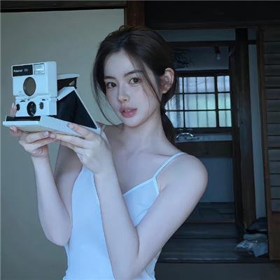 搬空家产，资本家小姐去海岛寻夫